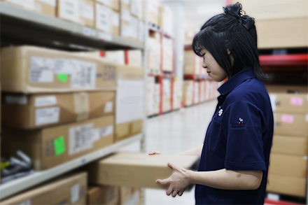 現在の仕事内容（ご担当する業務）を教えてください。